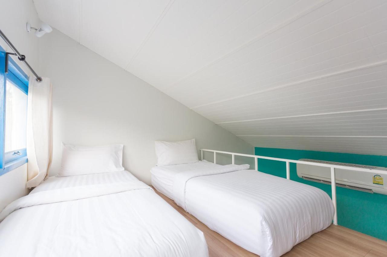 Pajamas Hostal *